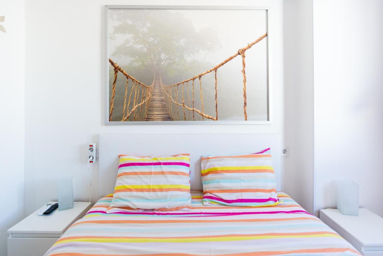 Rooms Breeze & Sun Малага Экстерьер фото