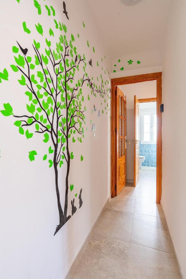 Rooms Breeze & Sun Малага Экстерьер фото